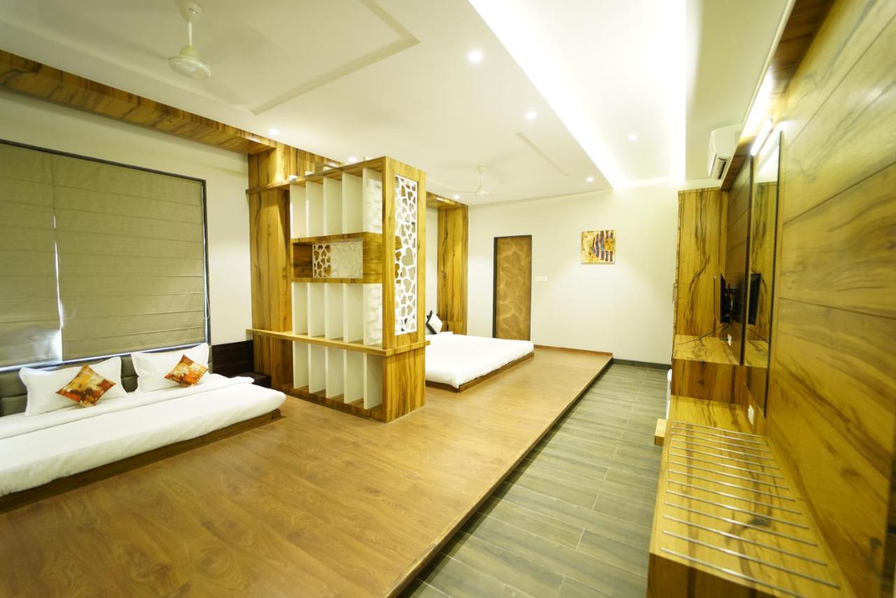 Hotel The Royal Inn Baramati Exterior foto